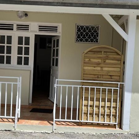 Appartement Cosy Et Bien Situe Fort-de-France Esterno foto